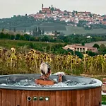 Belcasale Bed & Breakfast 3*
