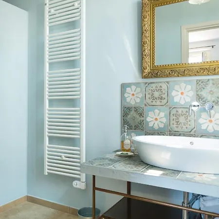 לינה וארוחת בוקר Belcasale ויניילה